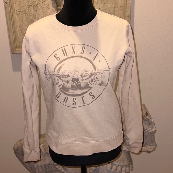 GUNS N’ ROSES cream sweatshirt Sz XS - Picture 1 of 6